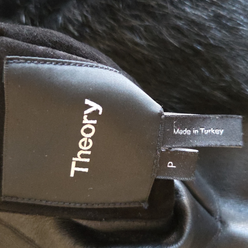 Theory Toscana Reversible Shearling and Leather Coat P Like New - Picture 8 of 8